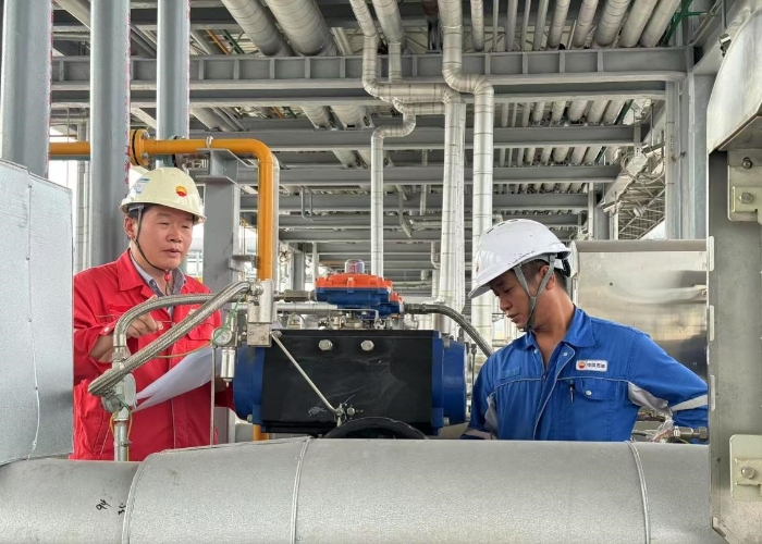 先进工作者：刘军